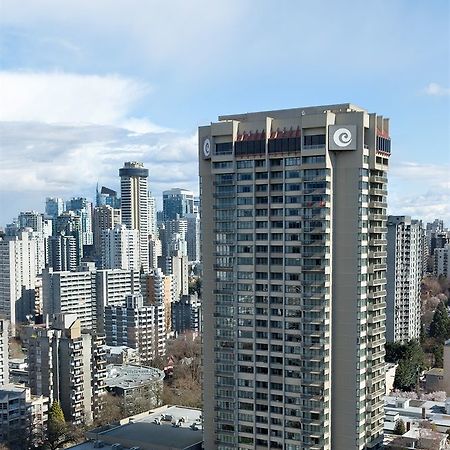 Coast Plaza Hotel And Suites Βανκούβερ Εξωτερικό φωτογραφία
