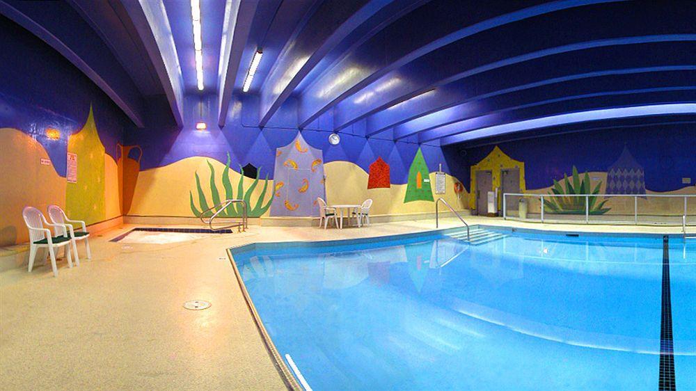 Coast Plaza Hotel And Suites Βανκούβερ Εξωτερικό φωτογραφία