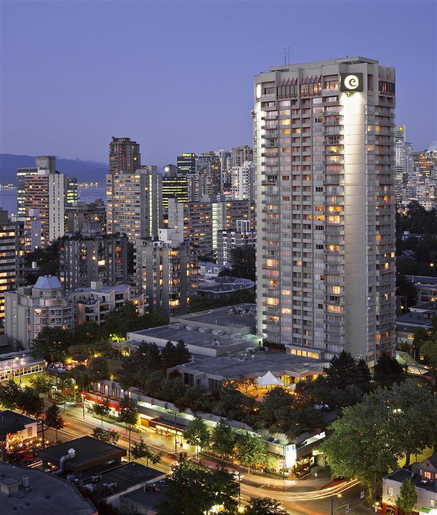 Coast Plaza Hotel And Suites Βανκούβερ Εξωτερικό φωτογραφία